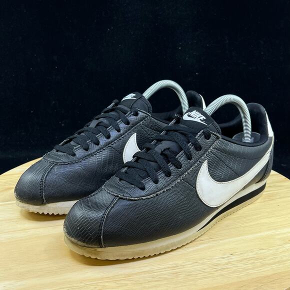 Nike Cortez Classic Black White 398436-010 Womens Size 9 - Picture 2 of 10